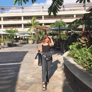 Meet your Posher, Inah